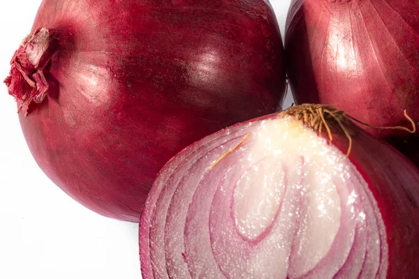 Rote Zwiebeln Auf Weißem Hintergrund Brasilien — Stockfoto