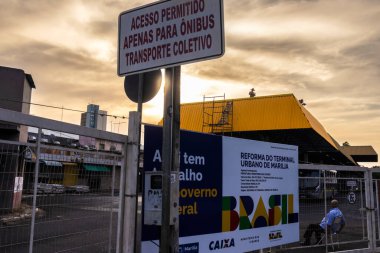 Marilia, SP, Brezilya, 19 Ağustos 2025. Otobüs terminali tadilatı. İmza: 
