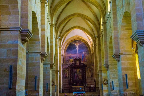 Abbeyl van benisson de dieu, loire, Frankrijk — Stockfoto