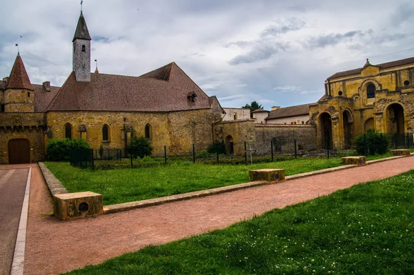 Abtei, charlieu, loire, frankreich — Stockfoto