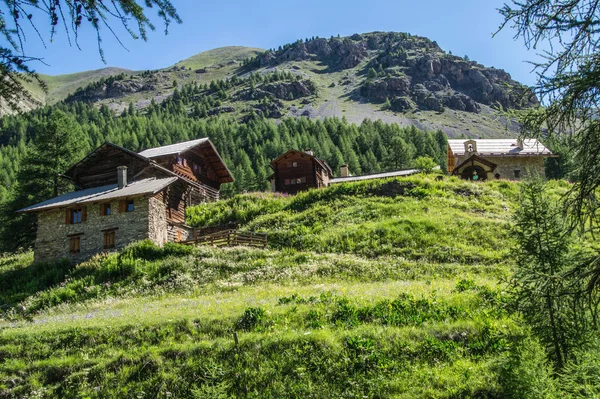 Riaille ceillac quyras em hautes alpes em frança — Fotografia de Stock