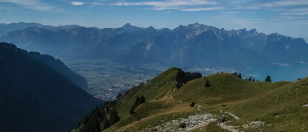 Vue Sur Les Montagnes Dans Les Alpes — Photo