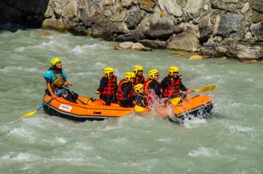 Dora Balteo 'nun İtalya' da, Val Aoste 'de çekilmesi