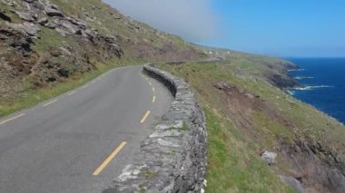 Sarma cadde Dingle Yarımadası İrlanda - hava atış sahil şeridi boyunca şaşırtıcı
