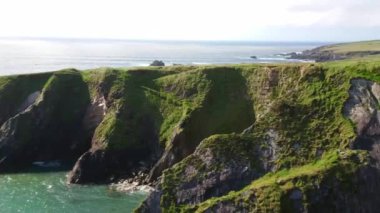 Dingle Yarımadası - muhteşem manzara, muhteşem kayalıklarla