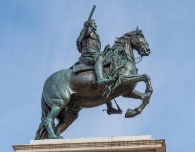 Anıt Isabel Segunda Madrid Plaza de Oriente Meydanı'nda