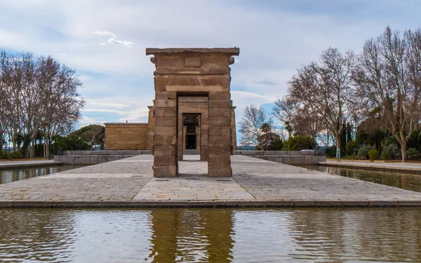 Temple Debod à West Park à Madrid - le temple de Debod — Photo