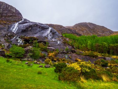 Gleninchaquin şelale Beara Yarımadası