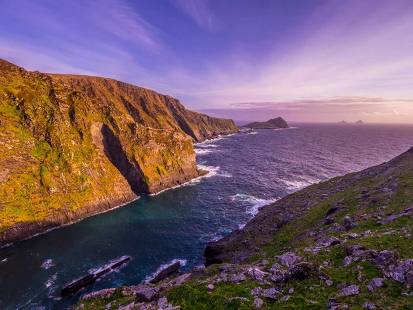 A Kerry sziklák, Írország - csodálatos naplementére — Stock Fotó