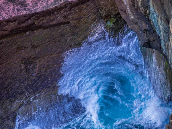 Água do oceano selvagem de cima — Fotografia de Stock