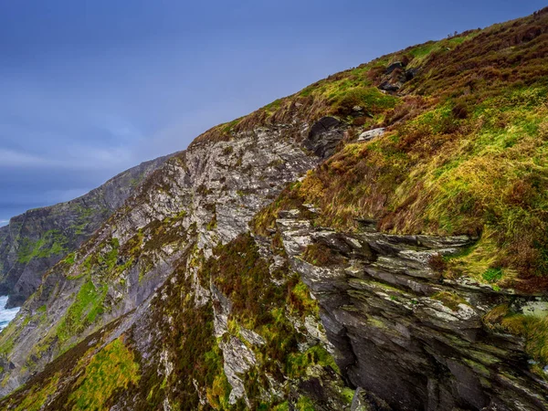 Le incredibili scogliere di Fogher sulla costa occidentale irlandese — Foto Stock