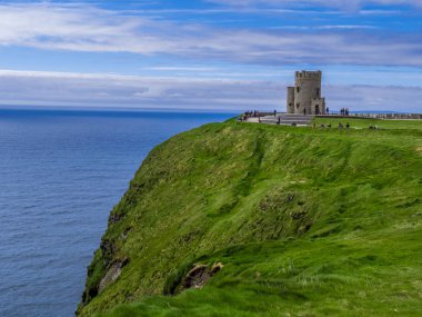 Dünya ünlü Cliffs, Moher İrlanda'nın Atlantik kıyısında