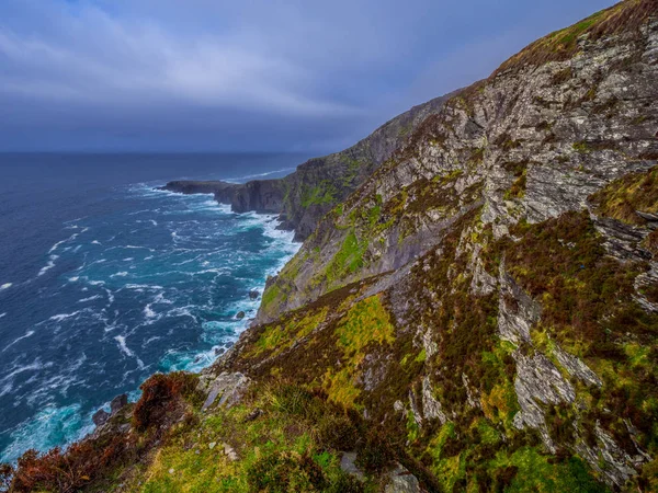 爱尔兰西海岸令人惊叹的 Fogher 悬崖 — 图库照片