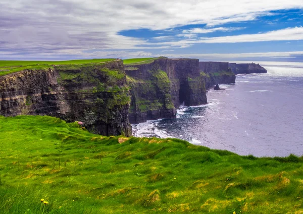 Dünya ünlü Cliffs, Moher İrlanda'nın Atlantik kıyısında