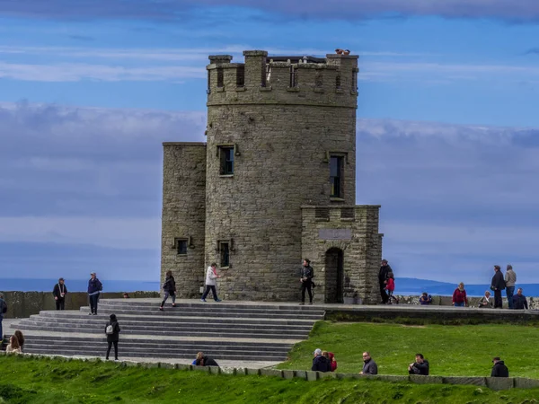 Dünya ünlü Cliffs, Moher İrlanda'nın Atlantik kıyısında