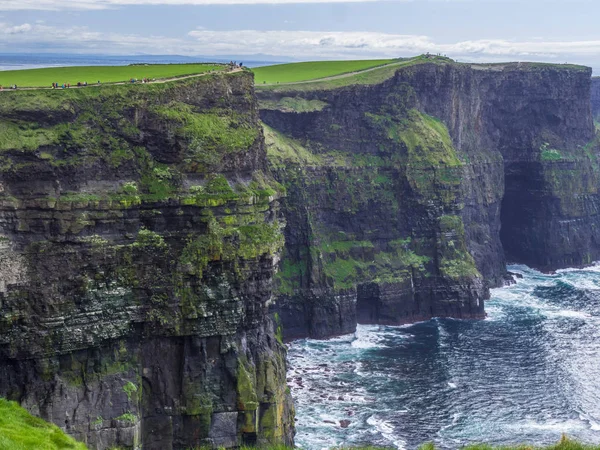 Dünya ünlü Cliffs, Moher İrlanda'nın Atlantik kıyısında