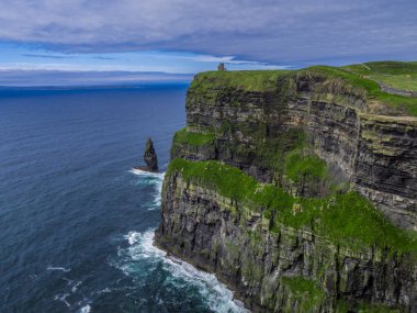 Muhteşem doğa ve manzara İrlanda Moher Cliffs at