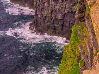 Dünya ünlü Cliffs, Moher İrlanda'nın Atlantik kıyısında
