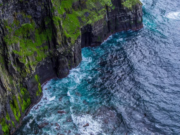 Dünya ünlü Cliffs, Moher İrlanda'nın Atlantik kıyısında