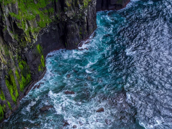 Dünya ünlü Cliffs, Moher İrlanda'nın Atlantik kıyısında