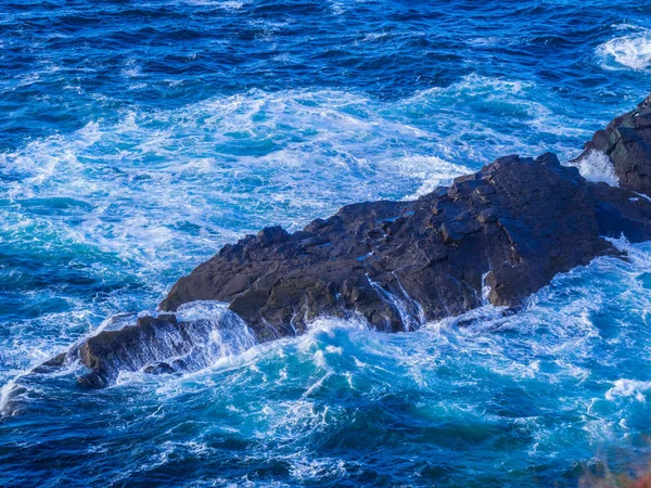 Yaban Atlantik Okyanusu - İrlanda Kilkee Cliffs dan havadan görünümü