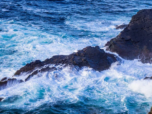 Yaban Atlantik Okyanusu - İrlanda Kilkee Cliffs dan havadan görünümü