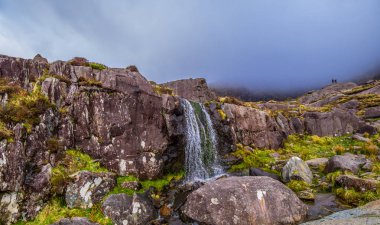 Harika Connor Pass şelale Dingle Yarımadası