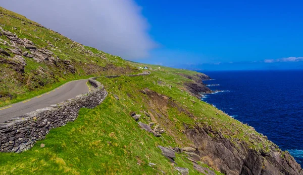 令人敬畏的景观在丁格尔半岛爱尔兰 — 图库照片