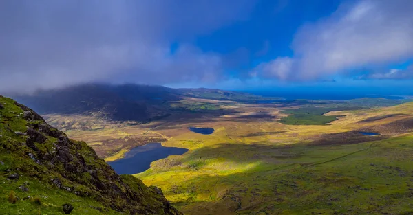 Awesome wide angle aerial view over Dingle Peninsula from Connor Pass — Stock Photo, Image