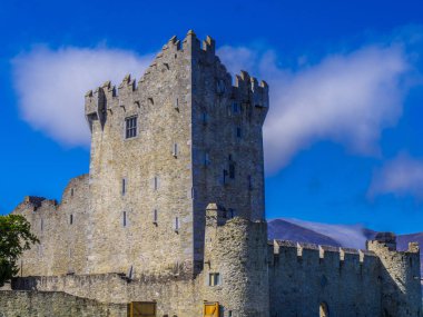 Ross kale üzerinde güzel bir gün - Killarney Milli Parkı