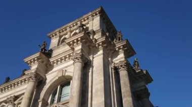 Berlin 'deki Alman Reichtstag Parlamentosu binası