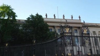 Berlin 'deki ünlü Humboldt Üniversitesi