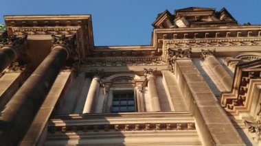 Berlin Katedrali cephesi