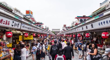 En ünlü Tapınağı Tokyo - tapınak Asakusa Senso-Ji - Tokyo, Japonya - 12 Haziran 2018