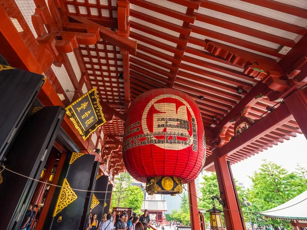 東京・浅草の浅草寺寺 - 東京都 - 2018 年 6 月 12 日の最も有名な寺院 — ストック写真