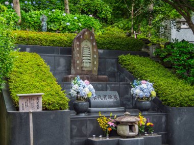 Güzel ve etkileyici görünümleri Hase-Dera Tapınağı ve tapınak Kamakura - Tokyo, Japonya - 12 Haziran 2018