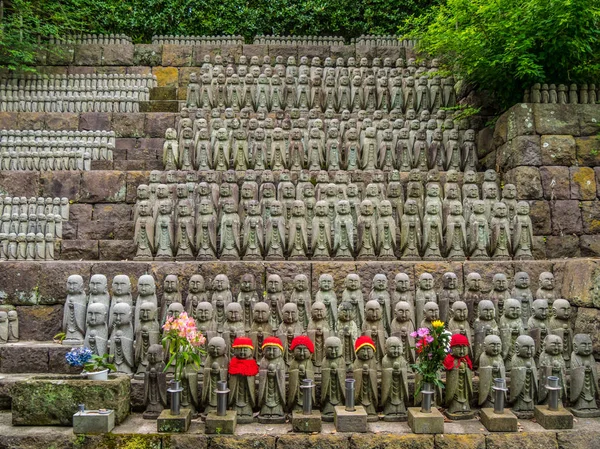 Impresionante templo budista Hase Dera en Kamakura - TOKYO, JAPÓN - 12 DE JUNIO DE 2018 — Foto de Stock