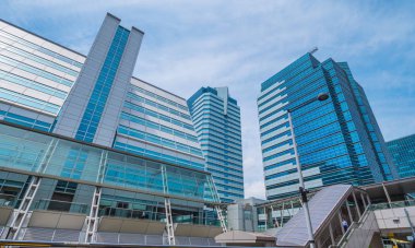 Modern ofis binaları Tokyo - büyük mimari - Tokyo, Japonya - 12 Haziran 2018