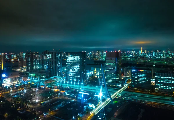 Luchtfoto uitzicht over Tokio door nacht - mooie stadslichten - Tokio, Japan - 12 juni, 2018 — Stockfoto