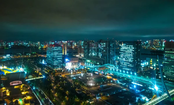 Luchtfoto uitzicht over Tokio door nacht - mooie stadslichten - Tokio, Japan - 12 juni, 2018 — Stockfoto