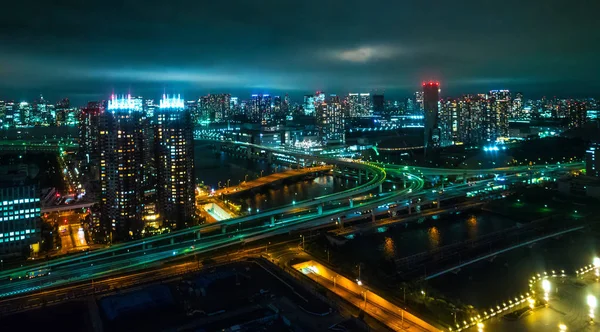 Vista aérea de Tokio por la noche - hermosas luces de la ciudad - TOKYO, JAPÓN - 12 DE JUNIO DE 2018 —  Fotos de Stock