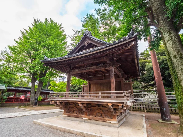 Nezu jinja shrine - der berühmte shinto-schrein in tokyo bunkyo - tokyo, japan - 17. juni 2018 — Stockfoto