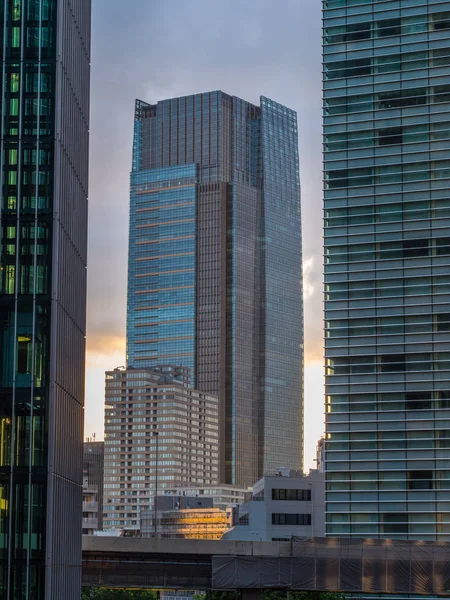 Modern ofis binaları Tokyo Roppongi - büyük mimari - Tokyo, Japonya - 17 Haziran 2018