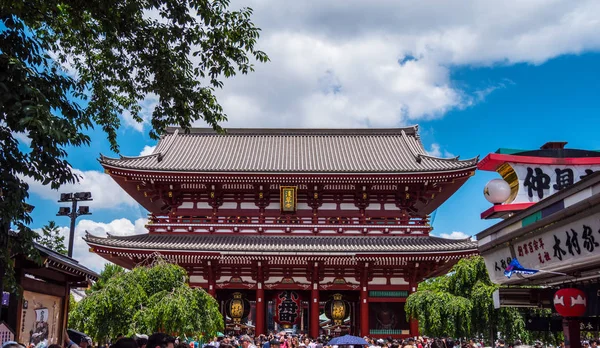 传感器寺在东京也叫浅草寺-日本东京-2018年6月19日 — 图库照片