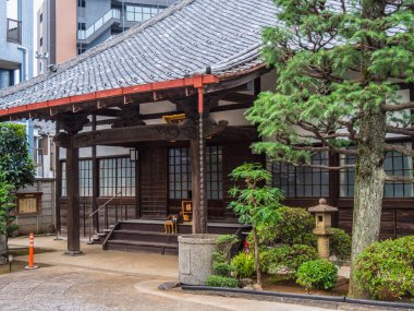 Nezu Jinja Tapınağı - Tokyo Bunkyo 'daki ünlü Shinto Tapınağı
