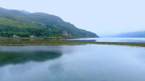 Increíble Escocia - vuelo sobre el impresionante paisaje de las Highlands escocesas — Vídeos de Stock