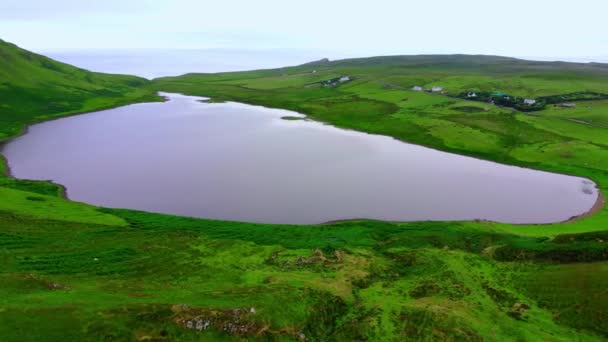 Wyżyny Szkocji od góry - Lot nad sceneria i słynnych atrakcji — Wideo stockowe