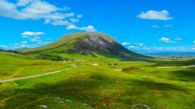 Glencoe İskoçya Highlands harika manzara üzerinde havadan görünümü