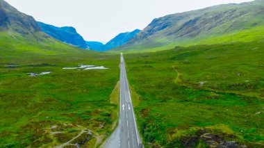 Glencoe İskoçya Highlands harika manzara üzerinde havadan görünümü