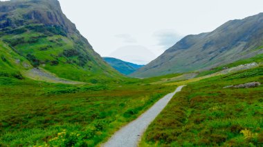 Yolda Glencoe valley dağlık İskoçya - havadan görünümü